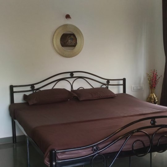 bedroom image